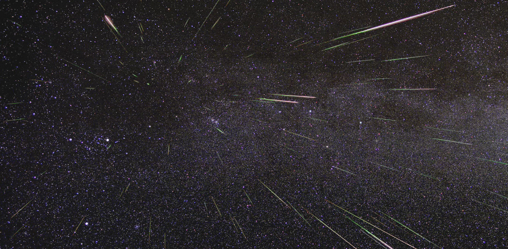 Meteorsværm (her Geminiderne) (C) NASA Meteorsværm (her Geminiderne) (C) NASA