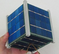 Cubesat satellit
