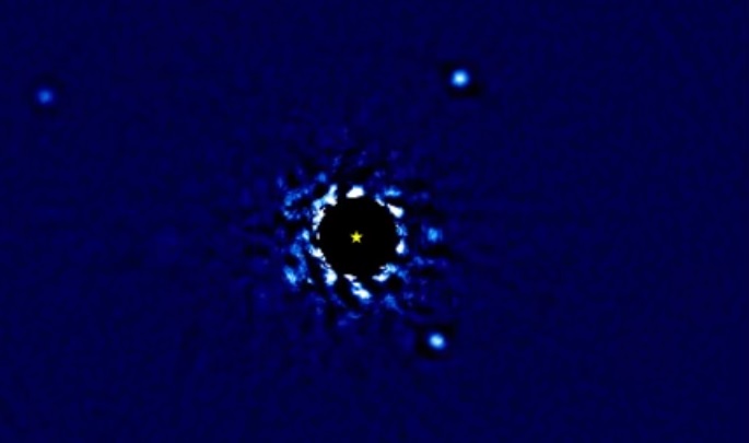 Exoplaneten  HR8799e