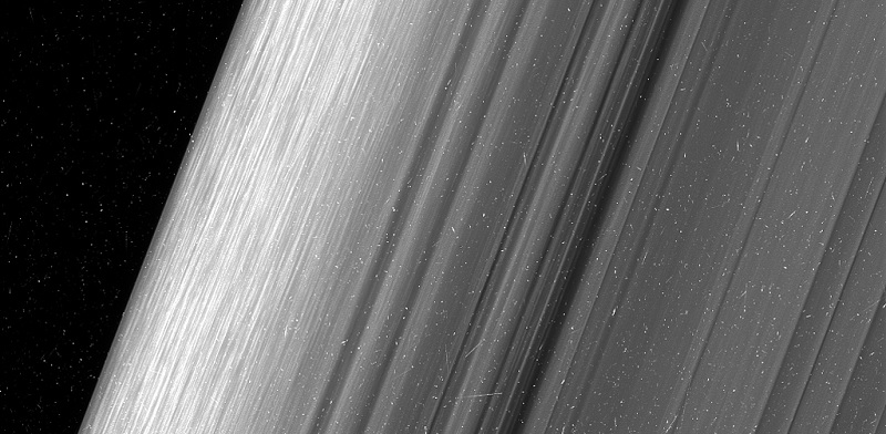 Tætteste billede af Saturns ringe nogensinde Tætteste billede af Saturns ringe nogensinde