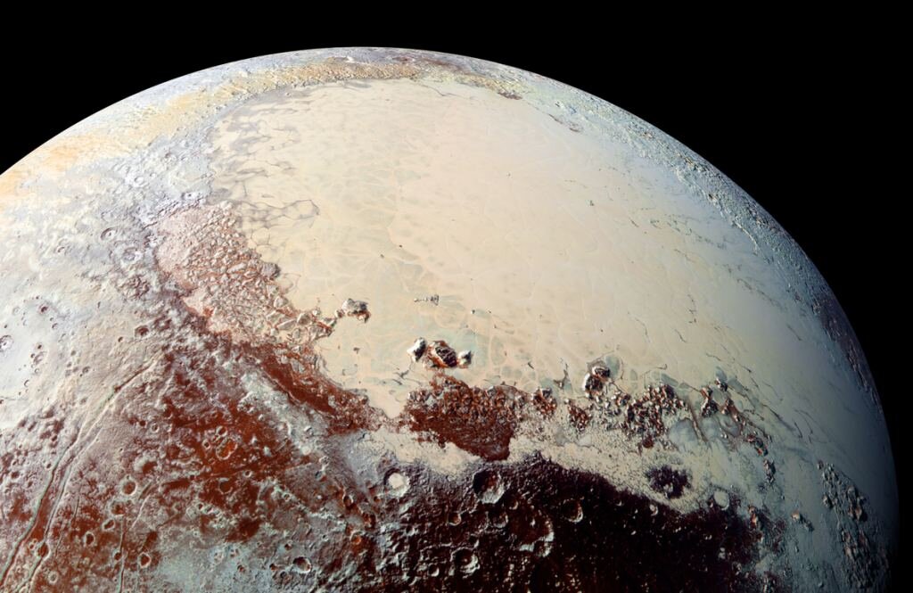 Et af de skarpeste billeder af Pluto New Horizon sonden fik taget da den passerede den 14 juli 2015