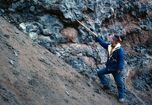 De 4,5 mia år gamle klipper på Baffin Island