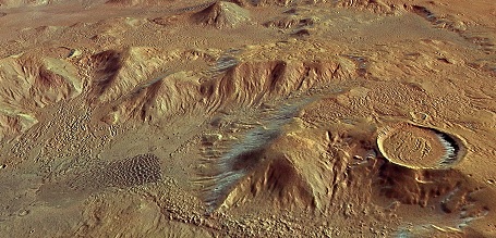 Bjerge og kratre på Mars