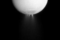 saltvands-gejsere fra Saturnmånen Enceladus